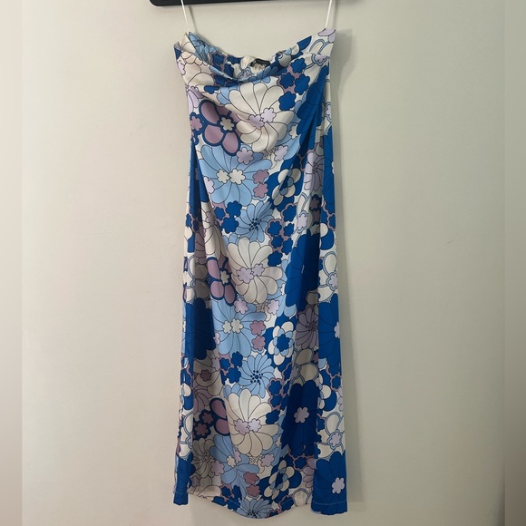 Zara woman’s new retro floral print satin tube midi dress - Picture 6 of 12